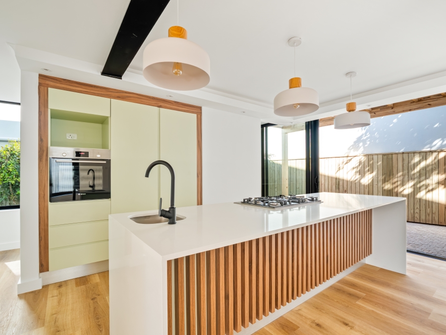 3 Bedroom Property for Sale in Leisure Isle Western Cape